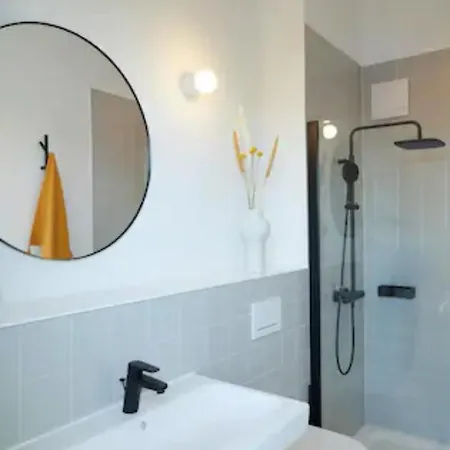 Modernes Hideaway Im Cottage-stil Daire *